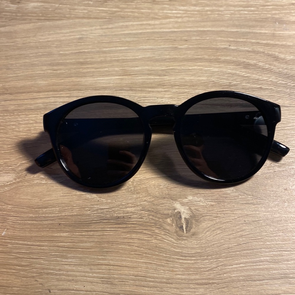 Like new Nectar sunglasses